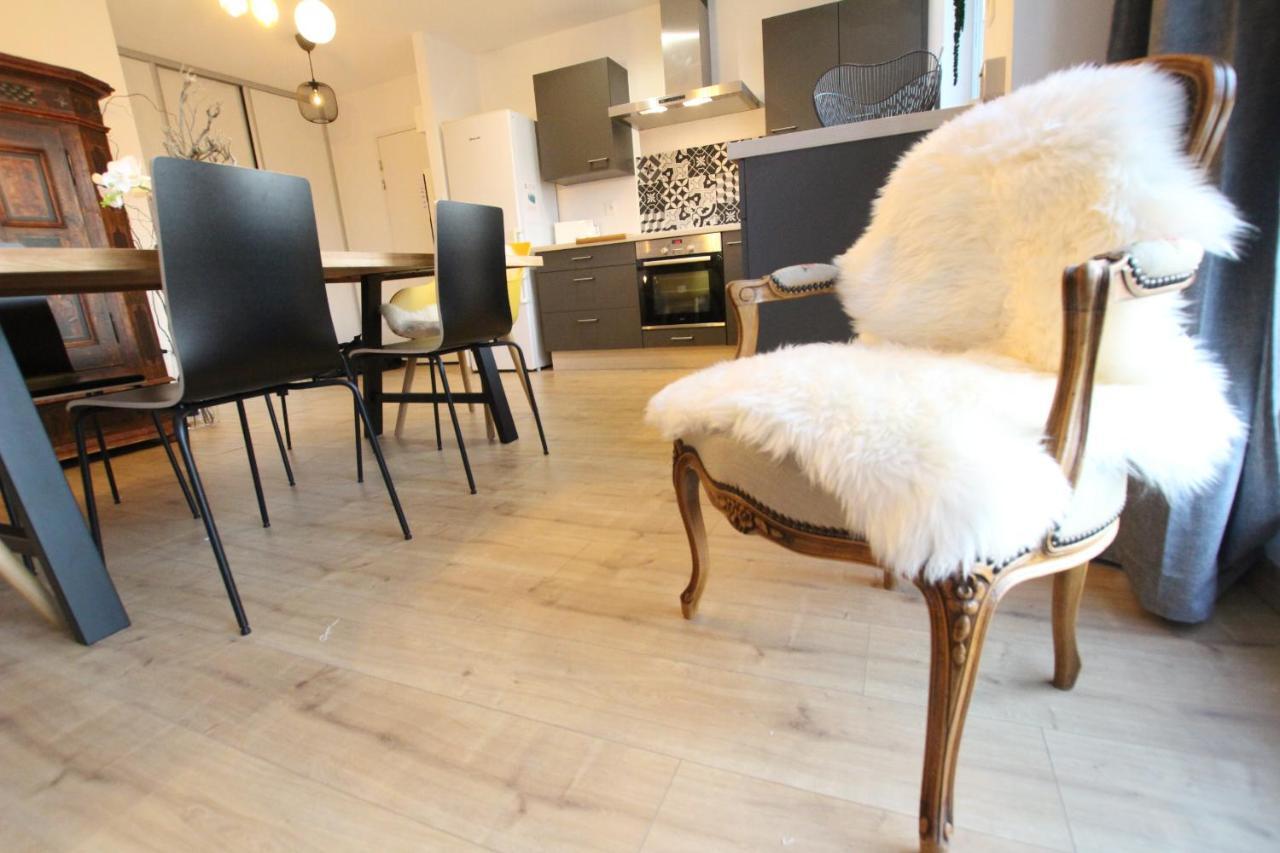Center - Bright And Large Remparts Appartement *
